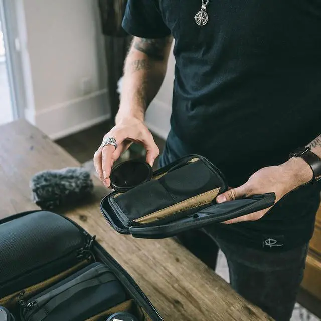 Alt view image 5 of 5 - Nomatic McKinnon Filter Case