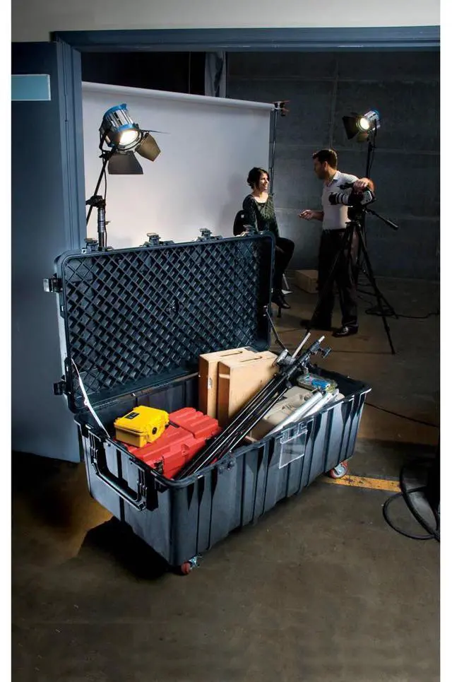 Alt view image 8 of 10 - Pelican 0550 Transport Case