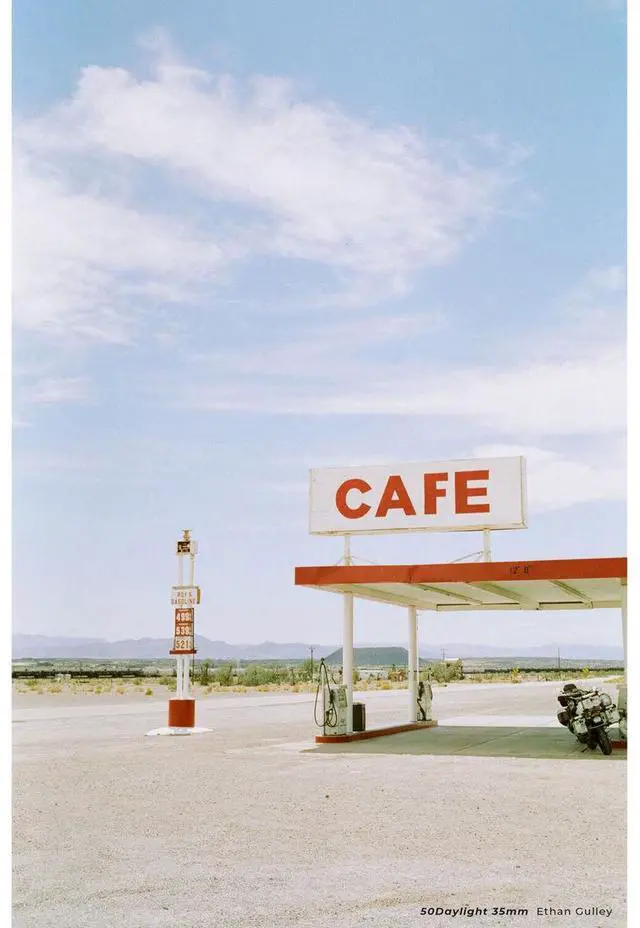 Alt view image 4 of 4 - CineStill Xpro C-41 50Daylight 35mm Color Negative Film, 36 Exposures #800235