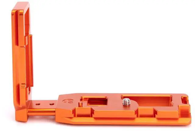 Alt view image 3 of 7 - 3 Legged Thing Gracy Dedicated L-Bracket for Fujifilm GFX 100S and 50S II, Copper