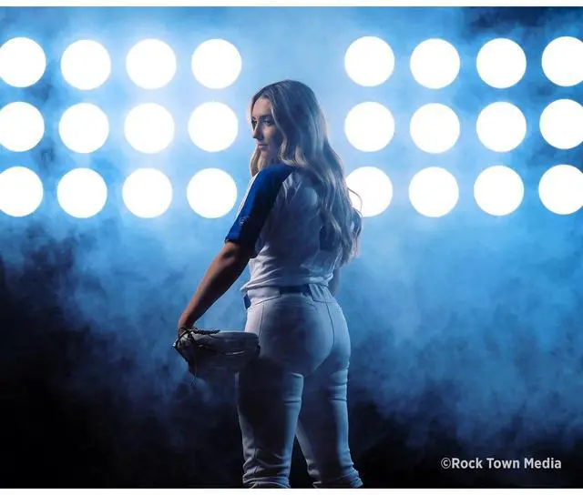 Alt view image 12 of 13 - Westcott Pro Light Adjustable Corner System Mods 3 x 4 with Travel Case (2-Pack)