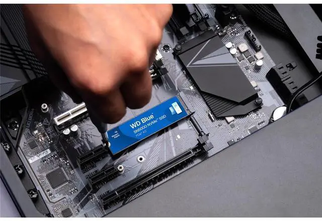 Alt view image 5 of 7 - WD Blue SN5000 4TB NVMe PCIe Gen4 x4 M.2 Internal SSD