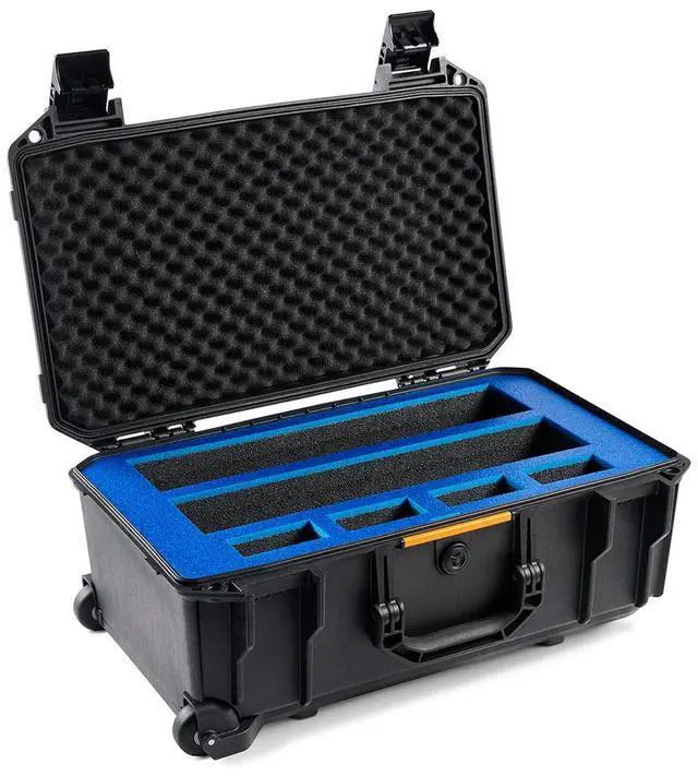 Main image of Pelican V525CC Vault Card Hard Case with Foam Insert