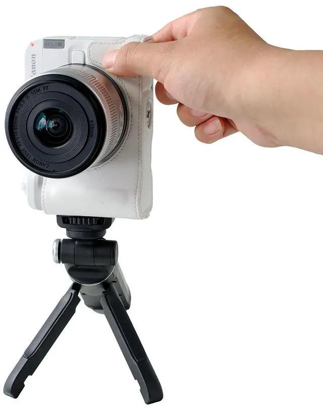 Alt view image 6 of 7 - SmallRig SmallRig Leather Half Case Kit for Canon EOS R50 V (White) 5431