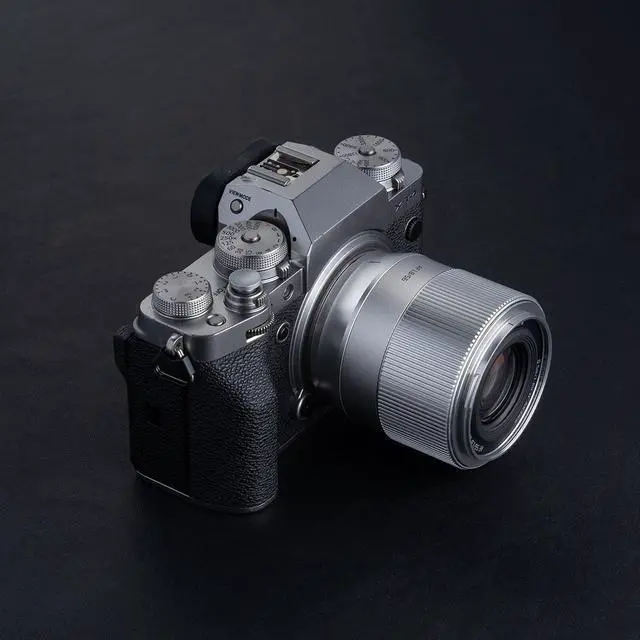 Alt view image 6 of 7 - TTArtisan TTArtisan 56mm f/1.8 Lens for Fuji X Mount, Silver