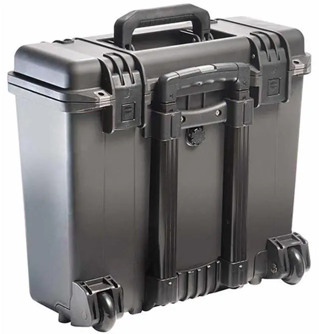 Main image of Pelican iM2435 Top Loader Case with Foam, Black