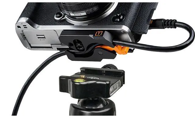 Alt view image 4 of 4 - Tether Tools TetherPro Optima 10G 31' USB-C Straight to USB-C Straight Cable, Black