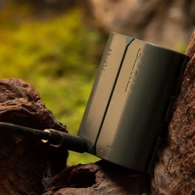 Alt view image 6 of 7 - Tilta LP-E6P 17.28Wh 7.2V 2400mAh Lithium-Ion Battery with USB-C Charging Port, Green