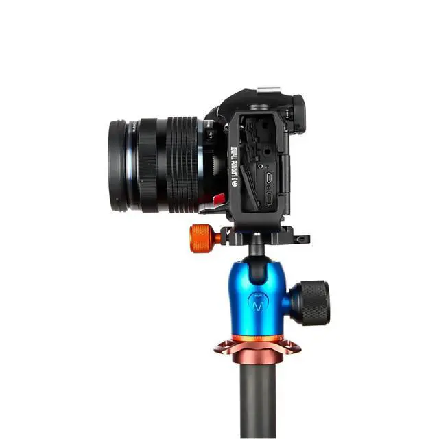 Alt view image 5 of 7 - 3 Legged Thing OLLIE QD Dedicated L-bracket for OM System OM-1 - Darkness
