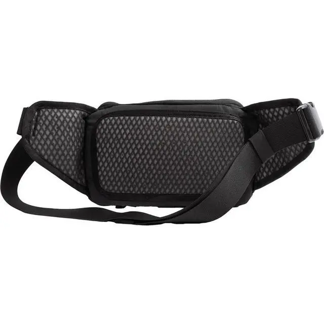 Alt view image 3 of 7 - Moment Slate Sling 4L - BlackSlate Sling 4L - Black