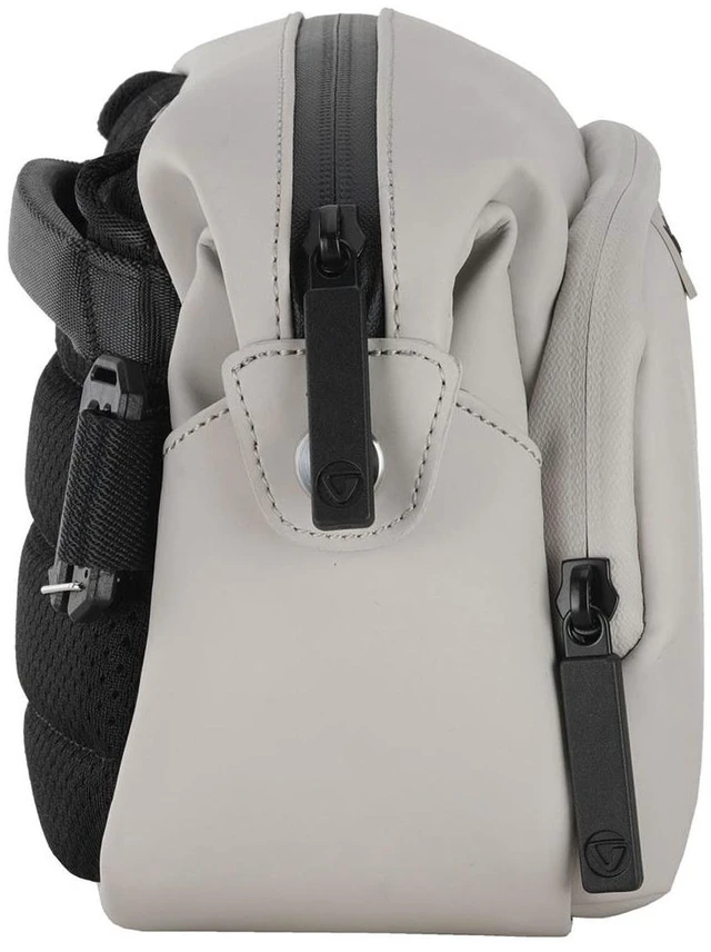 Alt view image 4 of 7 - Vanguard VEO Lite S2L Camera and Everyday Shoulder Bag - Navy