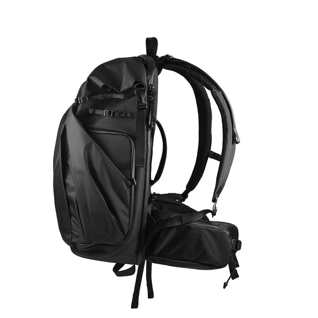 Alt view image 3 of 7 - Urth Helios 40L Outdoor Backpack - Onyx, with Large Core Camera Cube