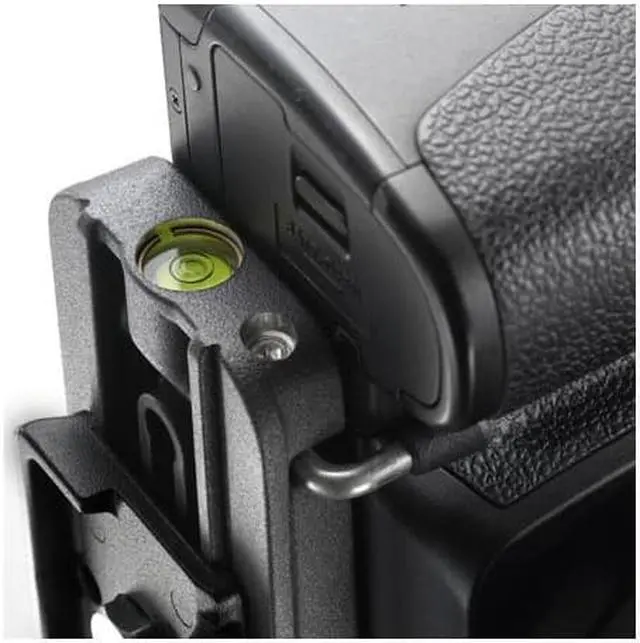 Alt view image 2 of 17 - Manfrotto Q2 L Bracket