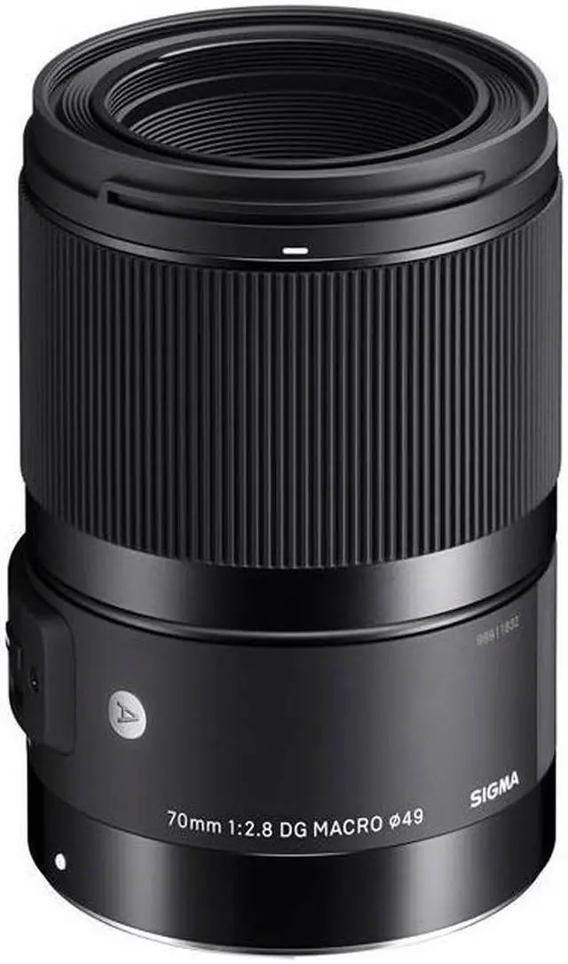 Main image of Sigma 70mm F2.8 Art DG Macro Lens for Sony E (271965)