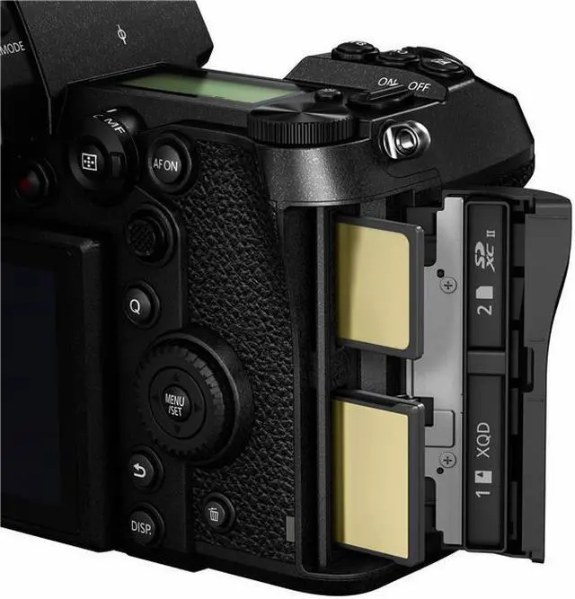 Alt view image 4 of 20 - Panasonic LUMIX DC-S1 Mirrorless Digital Camera Body #DC-S1BODY