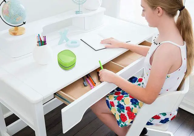 Alt view image 5 of 5 - CORN Desktop Vacuum cleaner,Mini table dust sweeper Energy Saving,High endurance up to 400 mins,Cordless&360º Rotatable Design for Cleaning Hairs,Crumbs,Computer Keyboard of gifts for kids (Green)