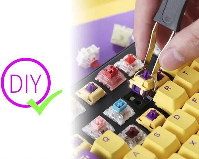 Alt view image 4 of 7 - Corn 61-key Wired Small Portable Mechanical Keyboard Anti-Ghosting Hot Swap PBT Five-sided Dye Sublimation Animation Joint Custom Keycap Red Switch Chi's Cat