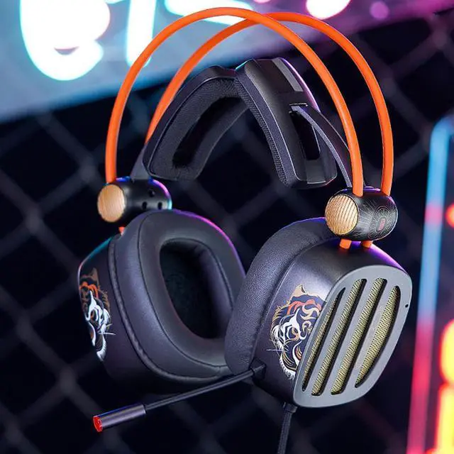 Alt view image 2 of 4 - XIBERIA S21 Dunhuang Joint Edition 50MM Drivers LED Gaming Headphones 7.1 USB Gaming Headset Cyberpunk style Wired Headphones