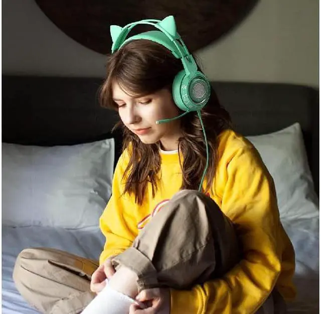 Alt view image 5 of 6 - G951s Green Stereo Gaming Headset with Mic for PS4,Xbox,PC,Mobile Phone,3.5mm Noise Reduction Cat Ear Headphones Lightweight Over Ear Headphones