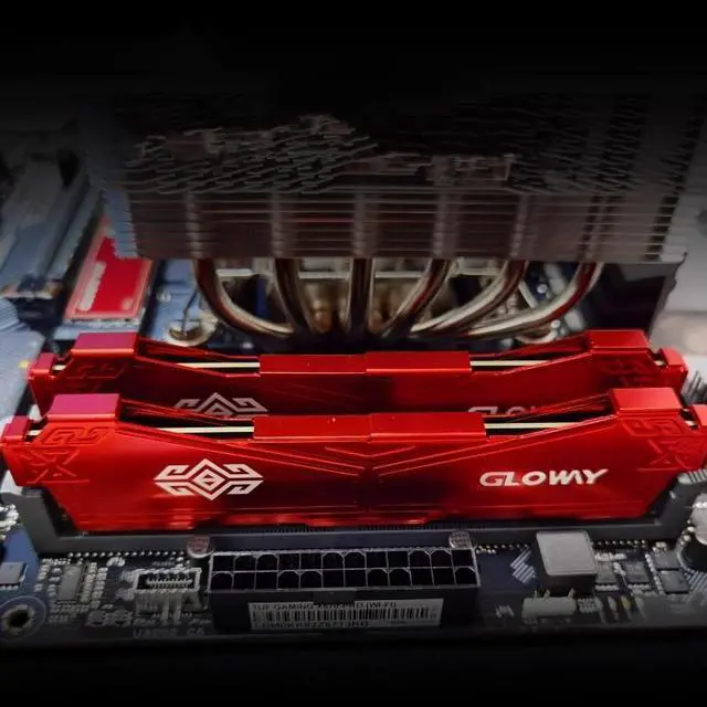 Alt view image 3 of 3 - CORN Yi Pro DDR4 RAM 8GB 16GB  3200MHz  1.35V CL18 XMP 2.0 High Performance 288-Pin DDR4 Desktop Compter Memory