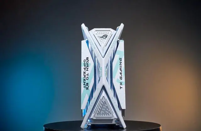 Alt view image 2 of 6 - CORN GR701 E-ATX computer case, 420 mm dual radiator support, four 140 mm fans, metal GPU holder, component storage, ARGB fan hub, 60W fast charging TianXuan(White)