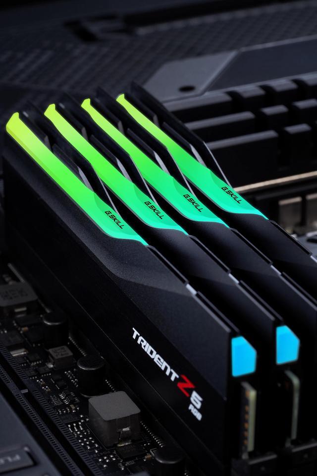 Alt view image 5 of 5 - 96GB G.Skill DDR5 Trident Z5 RGB 6400MHz CL32 1.35V Dual Channel Kit 2x 48GB Black