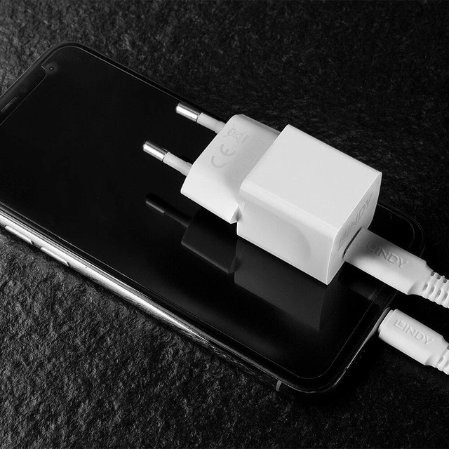 Alt view image 4 of 4 - Lindy 73410 mobile device charger Smartphone White AC Indoor