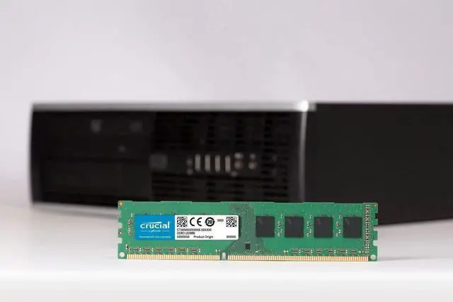 Alt view image 5 of 6 - Crucial 2GB DDR3L 1600 (PC3L 12800) Desktop Memory Model CT25664BD160BJ