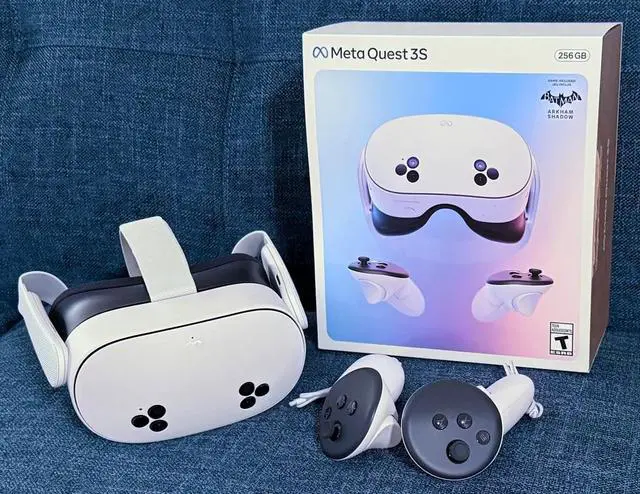Main image of Meta Quest 3S 128GB Batman Arkham Shadow w/ Mixed Reality Headset + Controllers