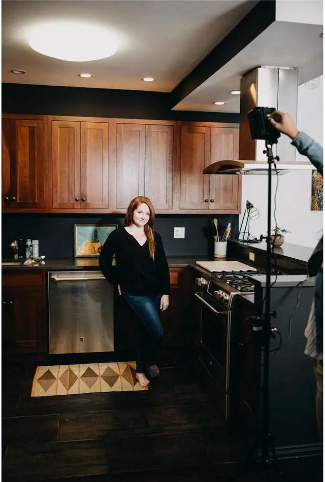 Alt view image 7 of 7 - Lowel Blender XL Bi-Color LED Location Light