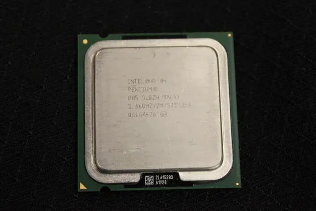 Alt view image 3 of 6 - INTEL Sl8Zh  Pentium D 805 Dualcore 2.66Ghz 2Mb L2 Cache 533Mhz Fsb Socketlga775 90Nm 95W Processor Only