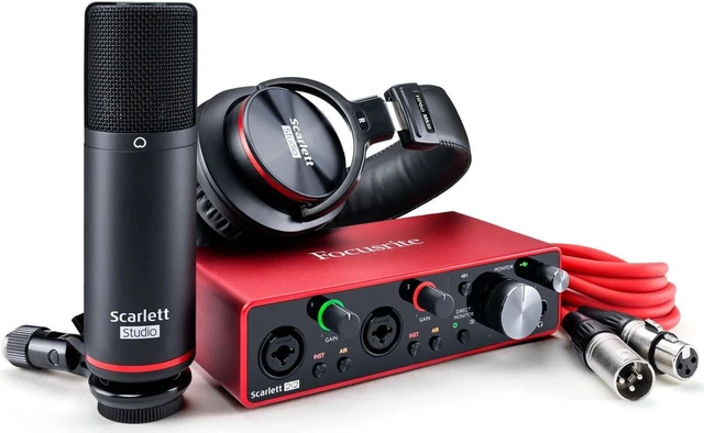 Main image of Focusrite Scarlett 2i2 Studio 3rd Generation Recording Bundle