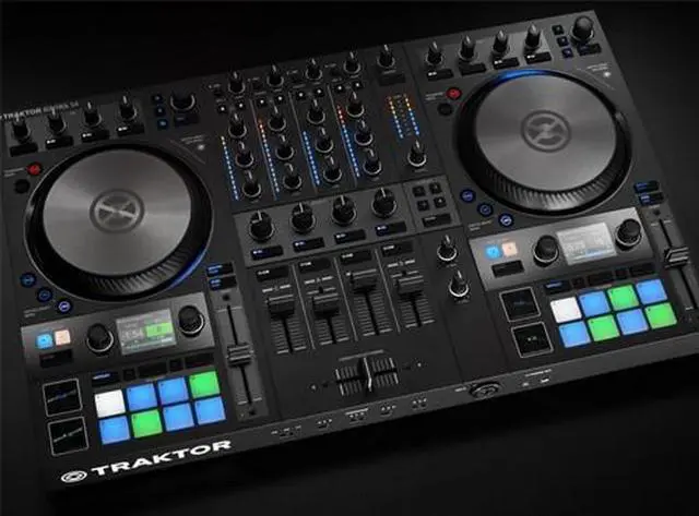 Alt view image 10 of 20 - Native Instruments Traktor Kontrol S4 MK3 DJ Controller