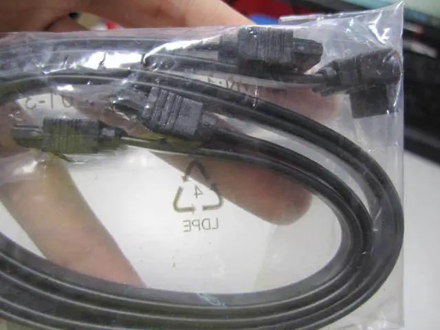 Alt view image 3 of 5 - 2PCS SATAIII 3.0 6Gb/s Data Straight Right Angle HDD SSD cable for ASUS sata3