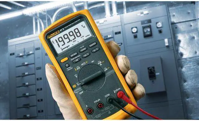 Alt view image 3 of 4 - Fluke 87V/IMSK Digital Multimeter with Fluke i400 Current Clamp