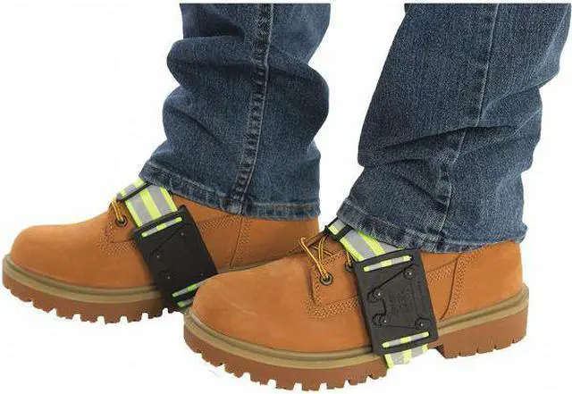 Alt view image 3 of 3 - DUE NORTH V3551070-O/S Ice Cleats,Heel/Mid-Sole Coverage,PR