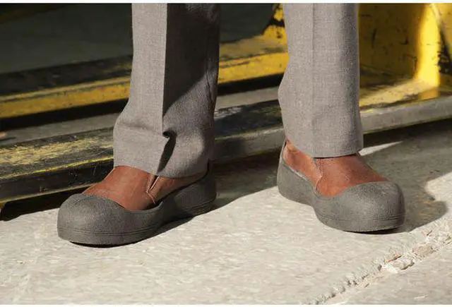 Alt view image 3 of 4 - Impacto Overshoe,Unisex,Men's 12 to 12-1/2,PR  IMPACTOEXL