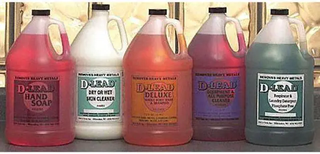 Alt view image 7 of 7 - D-LEAD 4222ES-8 8 oz Liquid Hand Soap Squeeze Bottle