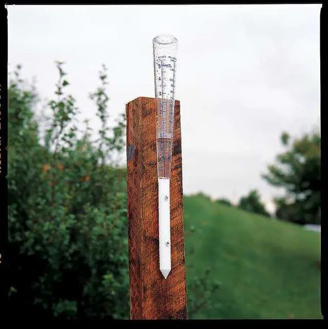 Alt view image 6 of 7 - LAMOTTE 1047 Rain Gauge,0.1 In To 5.5 In Cap