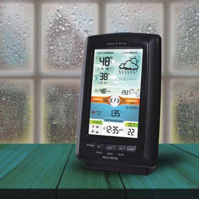 Alt view image 9 of 10 - AcuRite Weather Station And Lightning Detector Digital Weather Station