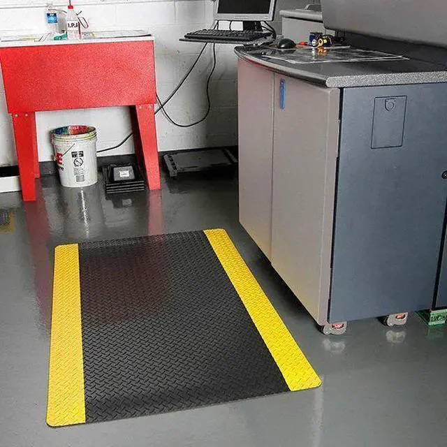 Alt view image 9 of 10 - NOTRAX 479S0035YB 3'X5' #479 CUSHION TRAXFLOOR MAT BLACK-YELLO