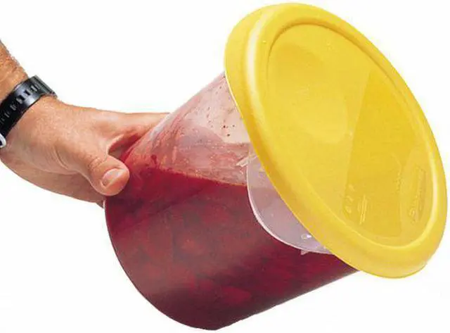 Alt view image 5 of 6 - RUBBERMAID COMMERCIAL FG572424CLR Round Storage Container, 8 qt