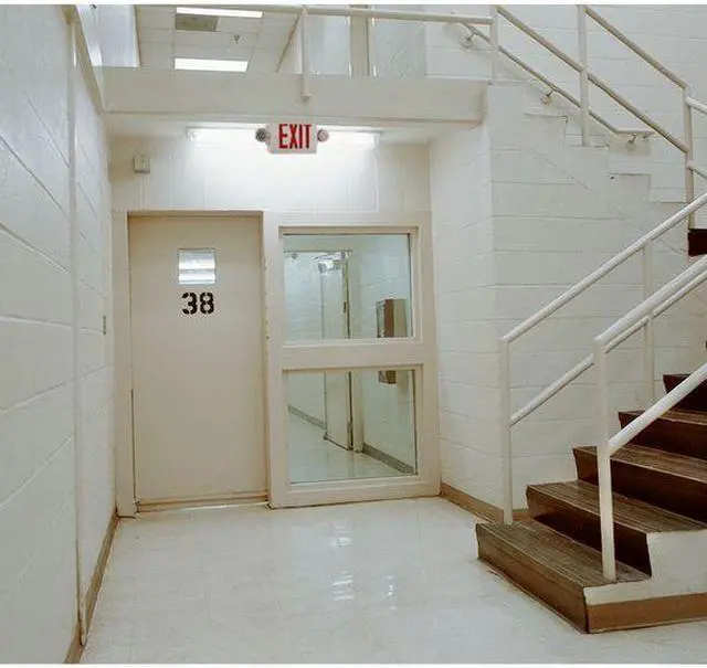Alt view image 2 of 4 - RED LED EXIT COMBO LIGHT LHQM-LED-R-M6