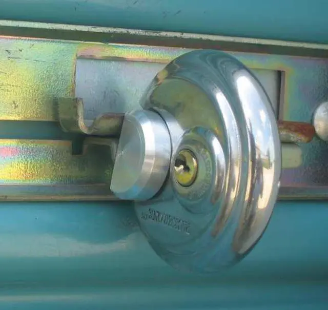 Alt view image 6 of 6 - RANGER LOCK RGDS-00 Padlock Guard,Aluminum,Blk,3/4"L