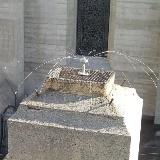 Alt view image 3 of 7 - BIRD BARRIER DD-4000 Bird Repellent,Daddi Long Legs,4 ft.