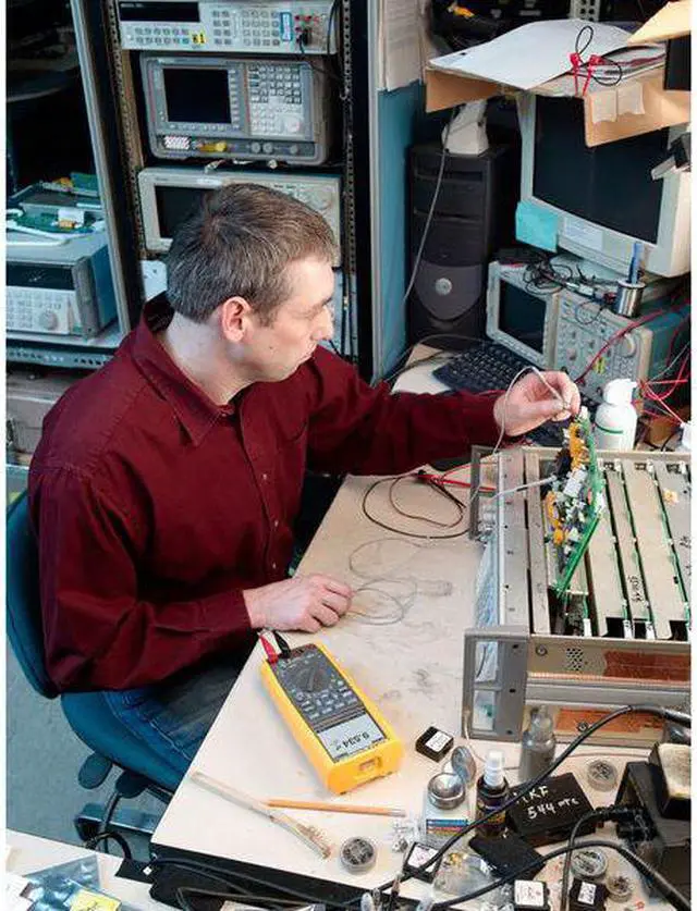 Alt view image 9 of 10 - FLUKE FLUKE-287 Digital Multimeter, 1,000 V Max DC, 0 V Max AC, TRMS, 50,000