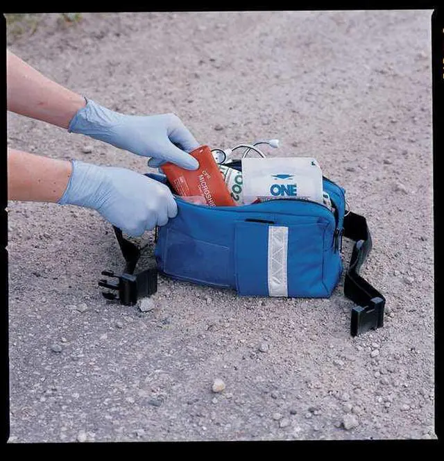 Alt view image 2 of 2 - Fieldtex Fanny Pack,Royal Blue,10-1/2 In.L  82600 RB CASE