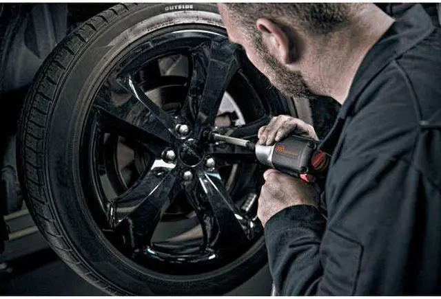 Alt view image 18 of 20 - 2135QXPA 1/2 in. Quiet Air Impact Wrench