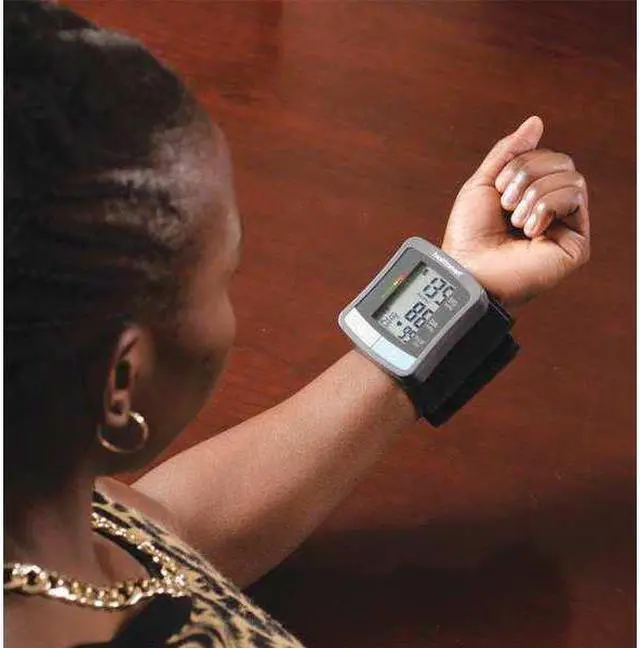 Alt view image 3 of 4 - HEALTHSMART 04-810-001 Blood Pressure Monitor,Wrist,0.24 lb.