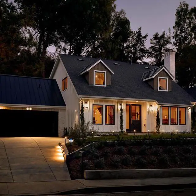 Alt view image 5 of 8 - Ring 5LP1Y8-BEN0 Introducing Ring Smart Lighting - Pathlight, Black